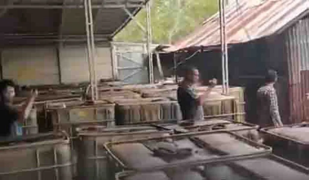 Ditreskrimsus Polda Sumatera Selatan Grebek Dua Gudang BBM Ilegal