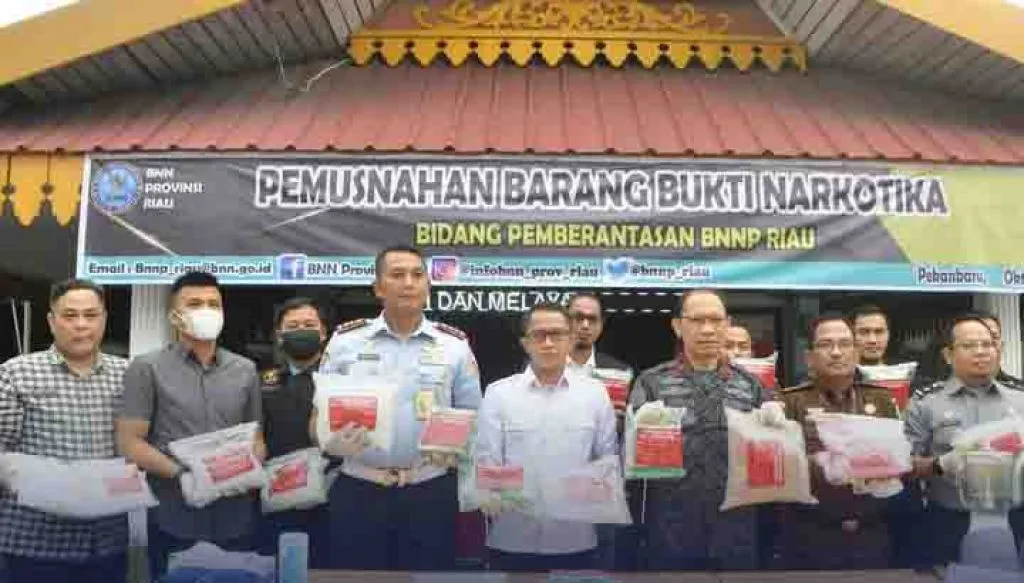 BNN Provinsi Riau Lakukan Pemusnahan 19.576,98 Gram Sabu