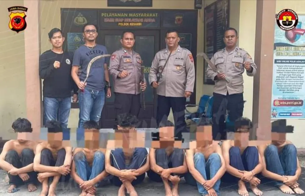 8 Orang Ditangkap Polsek Kesambi Saat Mau Tawuran Menggunakan Senjata Tajam
