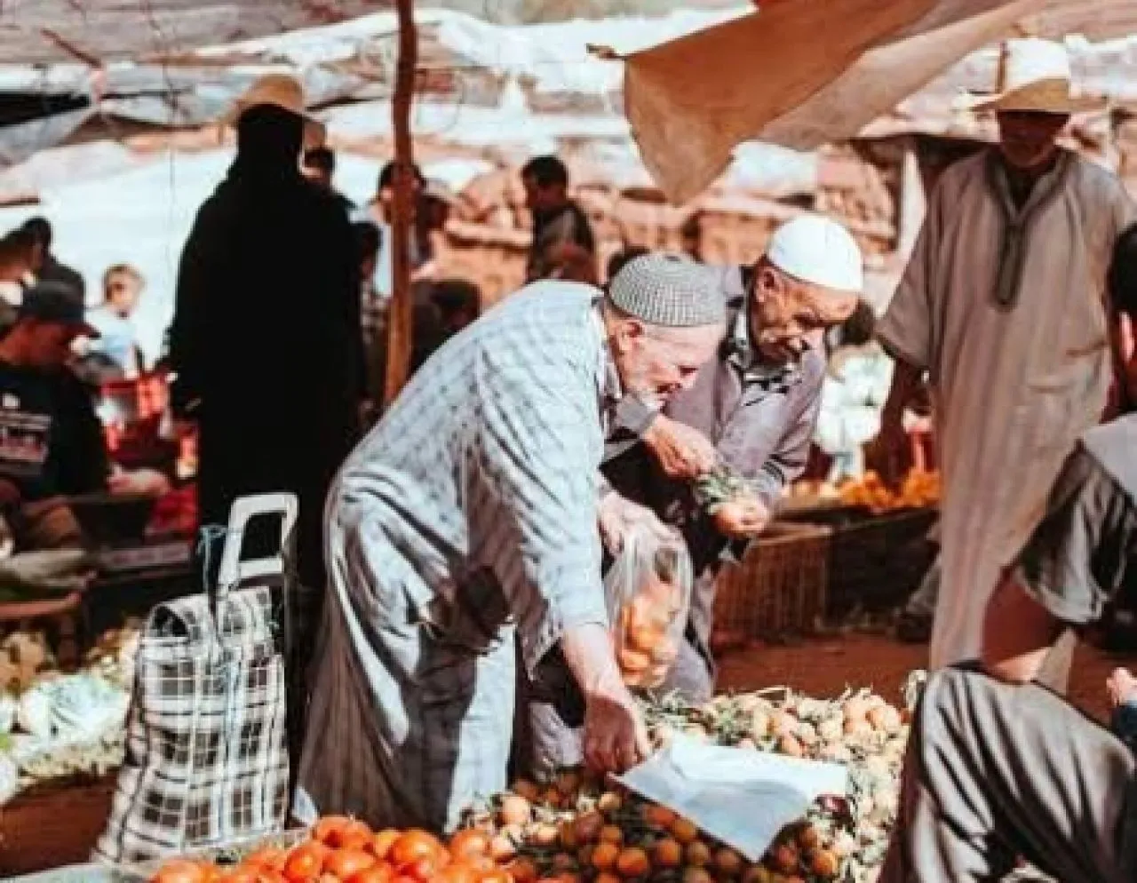 Kisah Imam Abu Hanifah dan Penjual Kain Sutra