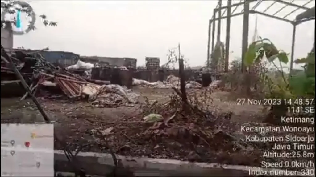 Menengok Tempat Penimbunan Limbah Minyak Jelantah Ilegal di Desa Ploso, Sidoarjo