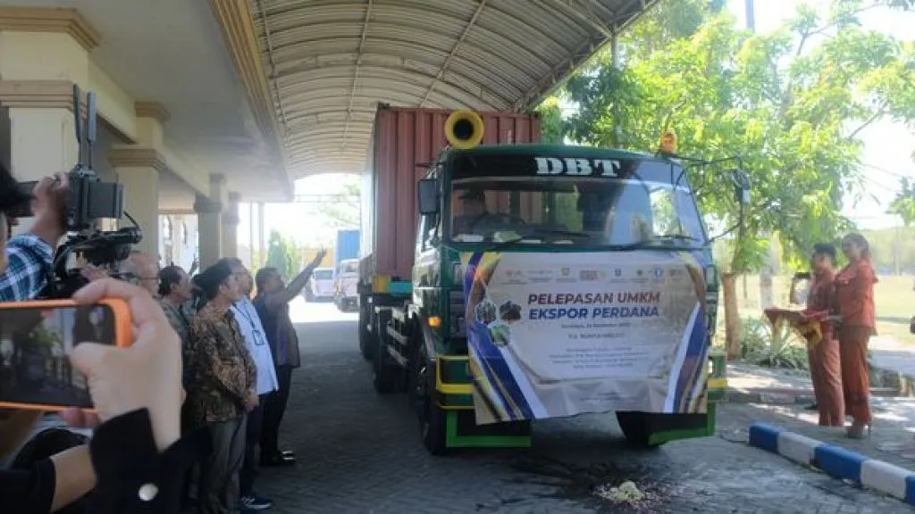 CV Bunga Melati Ekspor Pot Bunga Kokedama ke Jepang