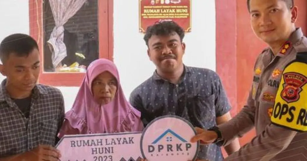 Kapolres Karawang Meresmikan Rulahu di Dusun Wanajaya