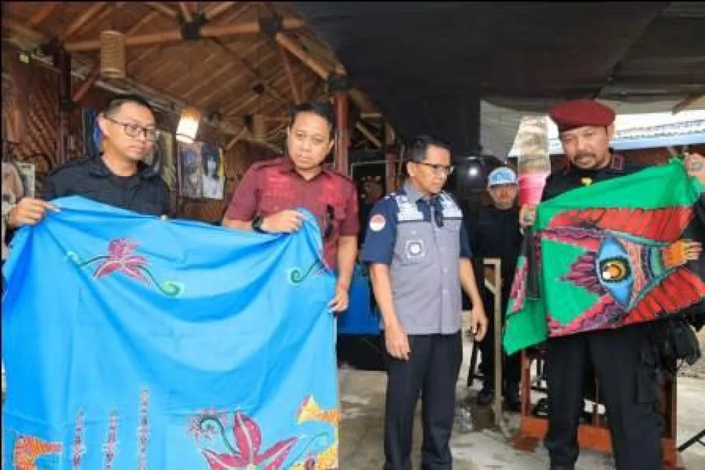 Launching Batik Canting Lowokwaroe