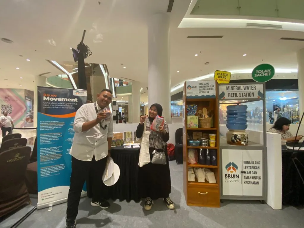 BRUIN Kenalkan Gerakan Guna Ulang dan Sitem Refill kepada 90 Wirausaha Muda Indonesia