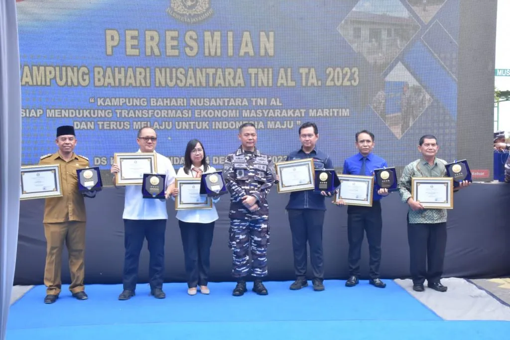 Transformasi Ekonomi Menuju Maritim yang Sejahtera: Wagub AAL Hadiri Peresmian Kampung Bahari Nusantara