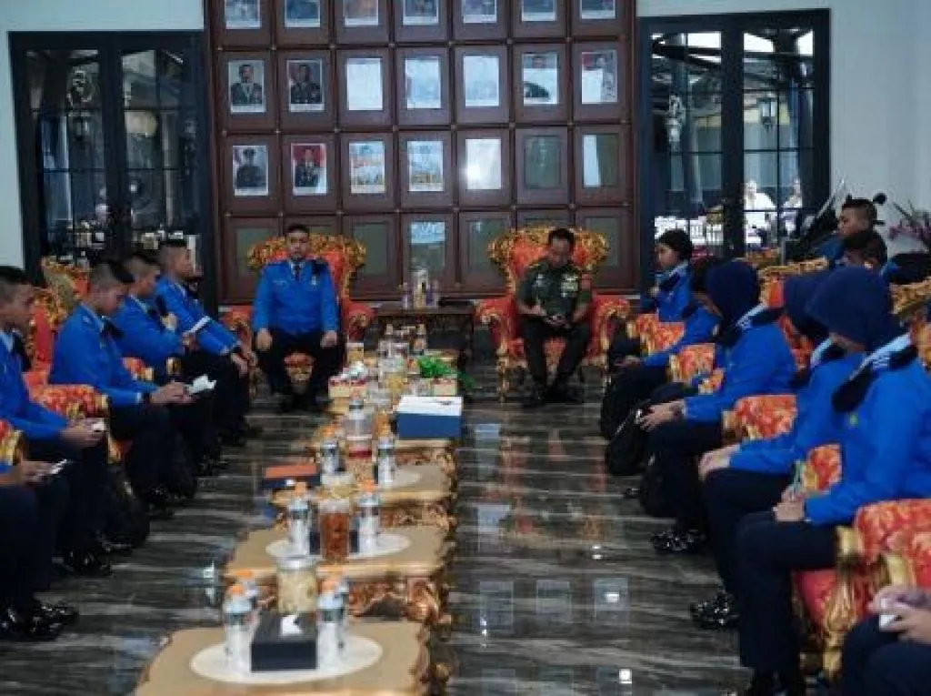 Panglima TNI Terima Kunjungan Siswa SMA Taruna Nusantara