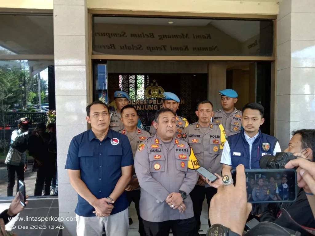 Kapolres Tanjung Perak Pastikan Penyelidikan Pupuk GresikPhos Lanjut