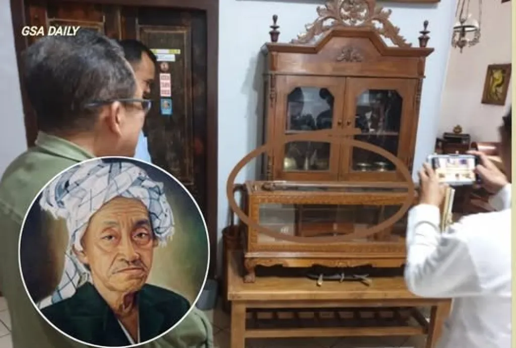 Tentang KH R Asad Syamsul Arifin dan Tongkat Nabi Musa