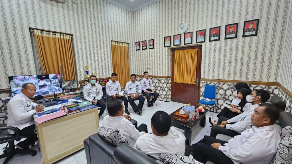 Brifieng Pagi , Ada Apa Dengan Lapas Kelas IIB Jombang ?