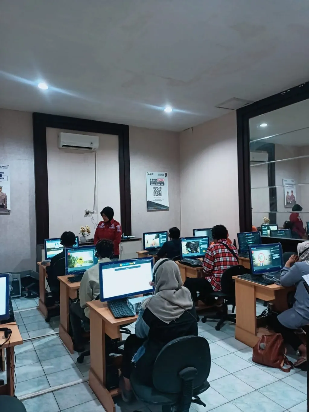 Satlantas Polres Gresik Pastikan Tarif SIM Tetap