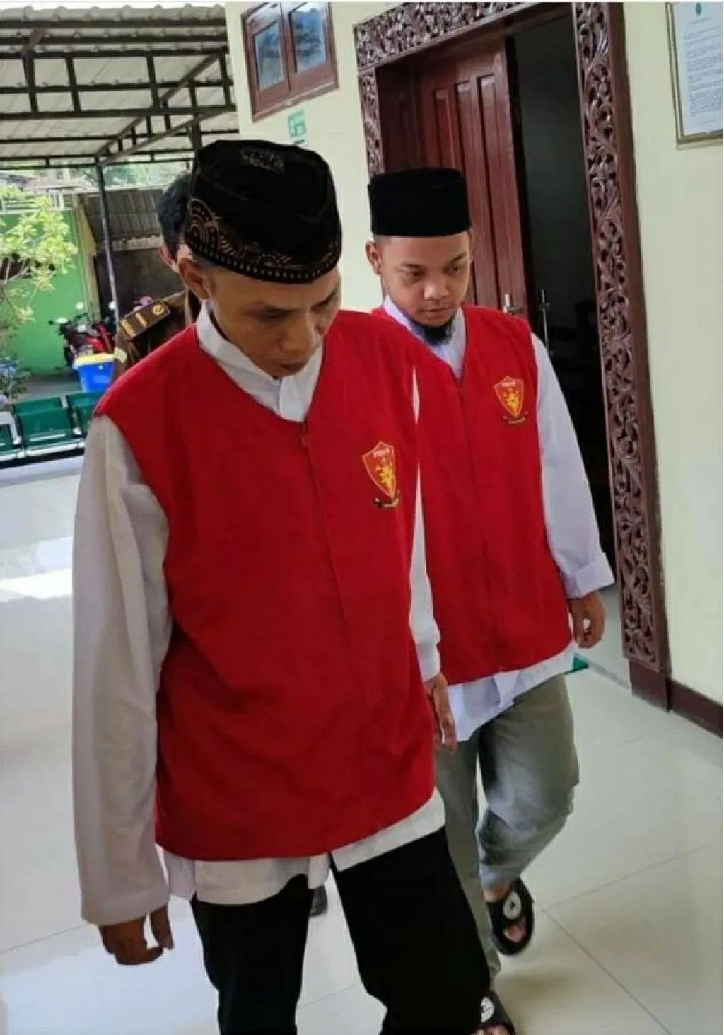 Dua Pria di Gresik Rekam Cewek Saat Mandi