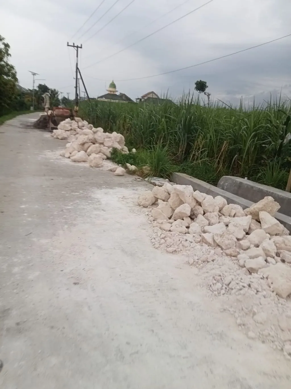 Dikonfirmasi Tentang Proyek TPT di Desa Dumpiagung, TPK Mengutus LSM untuk Sampaikan Konfirmasi