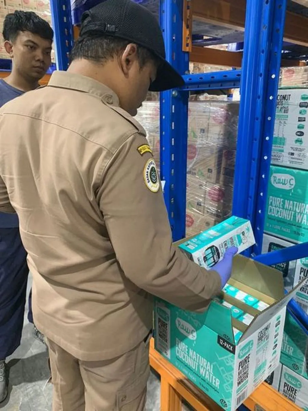 Australia Makin Minati Air Kelapa Asal Bintan