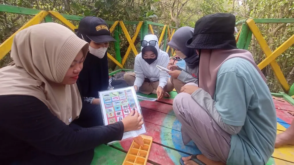 Yayasan Konservasi Sungai Nusantara Lakukan Sensus Serangga Air