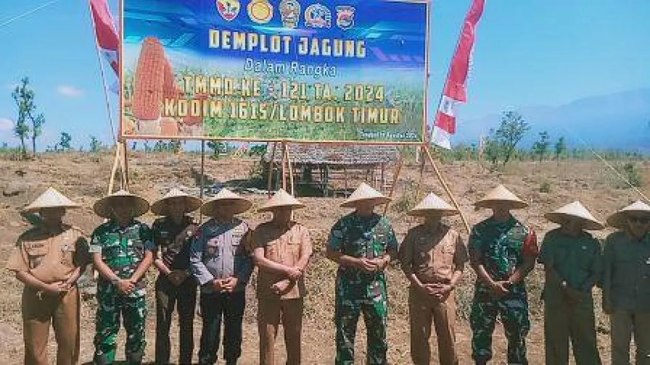 TNI Launching Pupuk Organik Cair Berbahan Rumput Laut