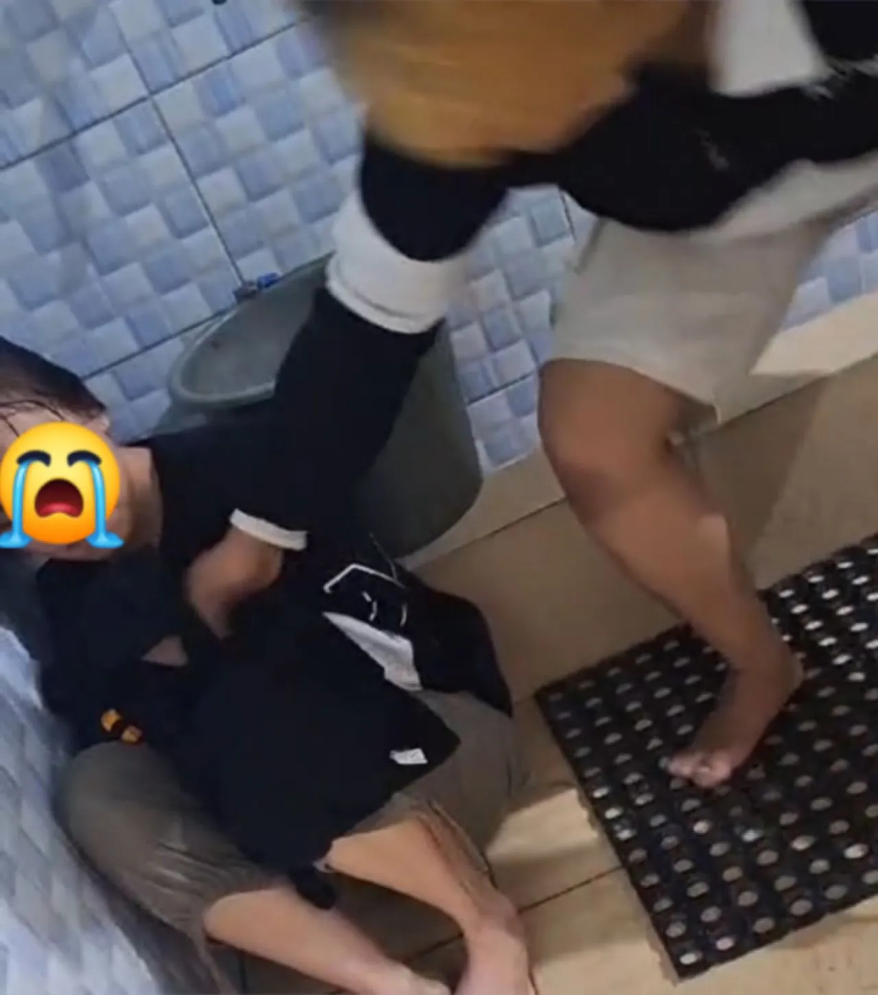 Wanita Muda Dihajar dan Dicekik di SPBU Bringkang Hingga Babak Belur