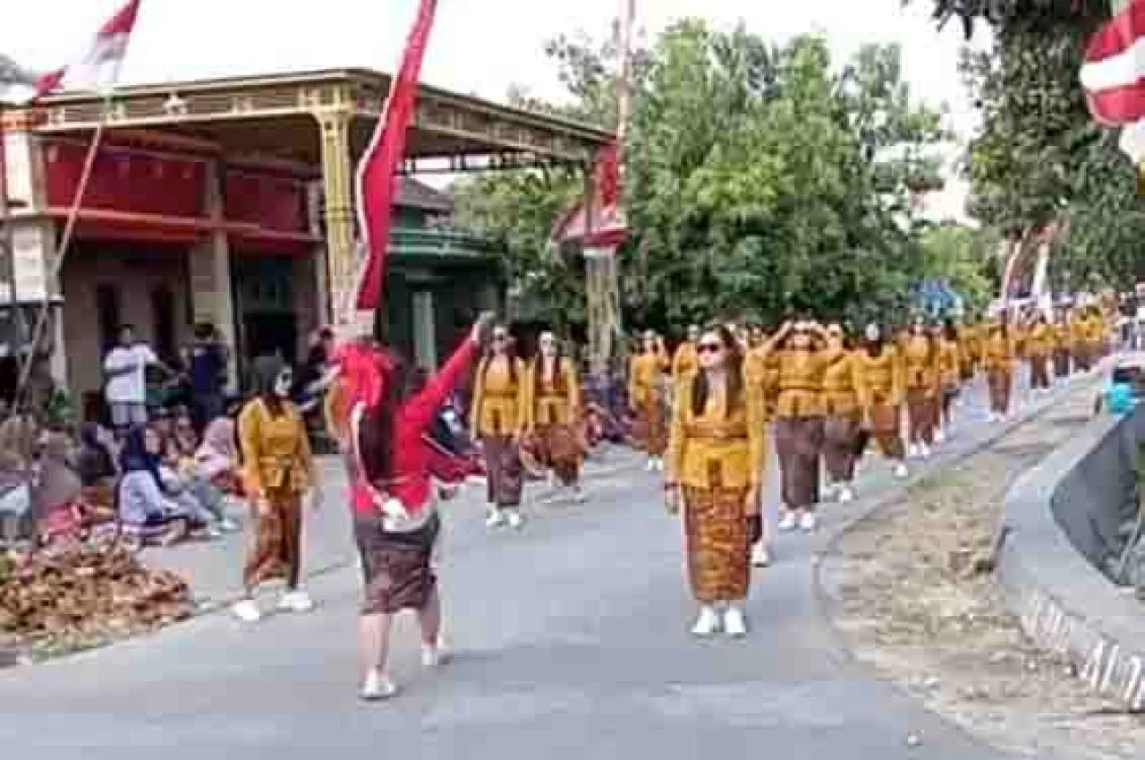 Video Kontingen PT Empat Lima Nuswantoro di Karnaval HUT Kemerdekaan RI ke 79