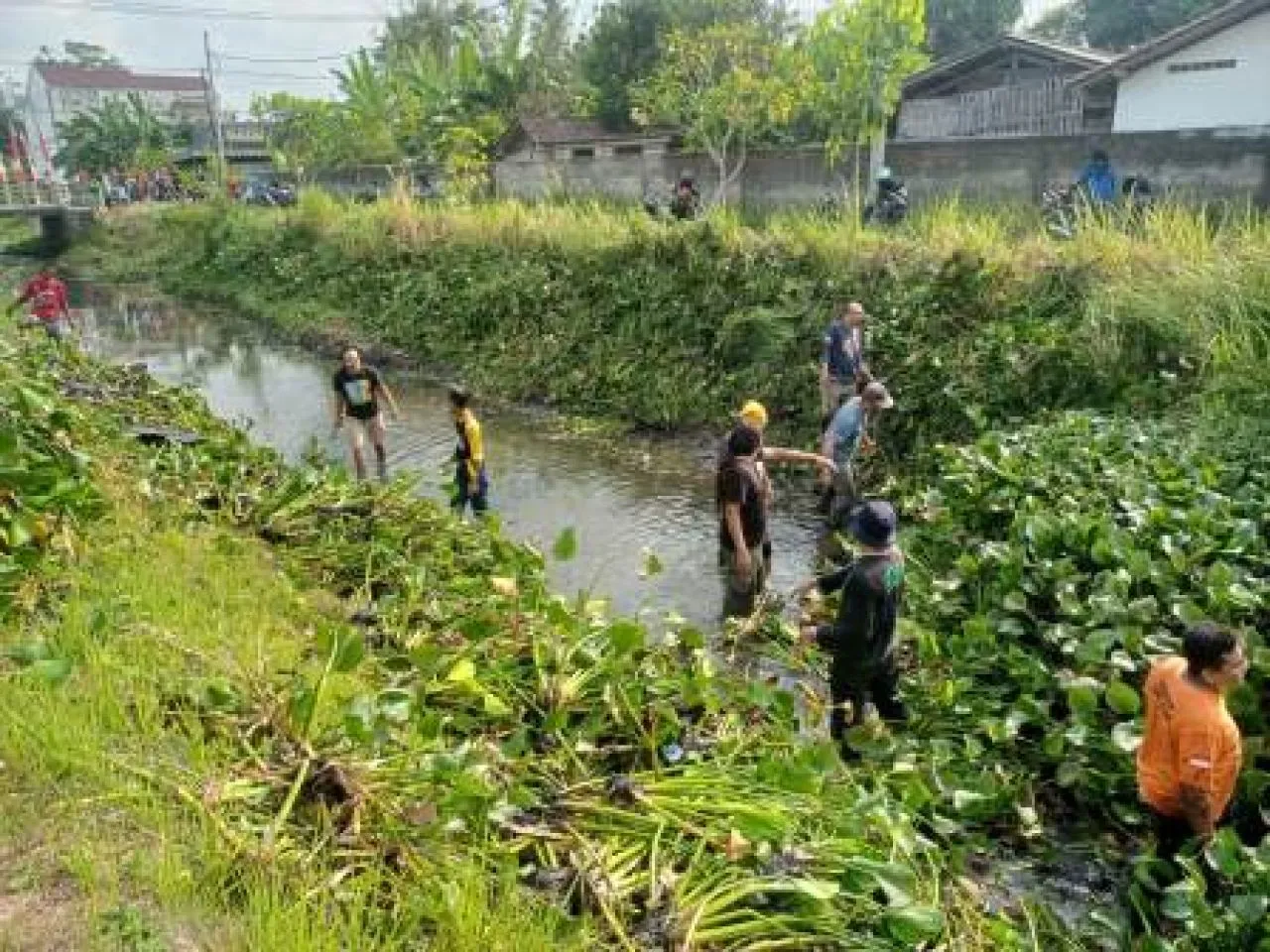 Pemuda Bok Brombong Mengajak Para Pengiat Lingkungan Bersih Sungai
