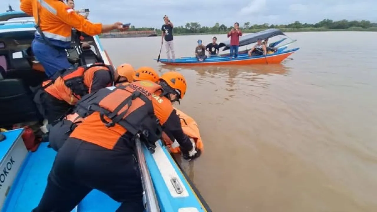 Nahkoda Kapal Tugboat Bella Ditemukan Meninggal Dunia