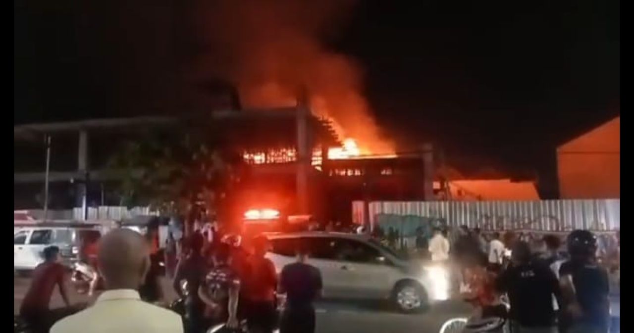 Kebakaran bangunan di Madiun
