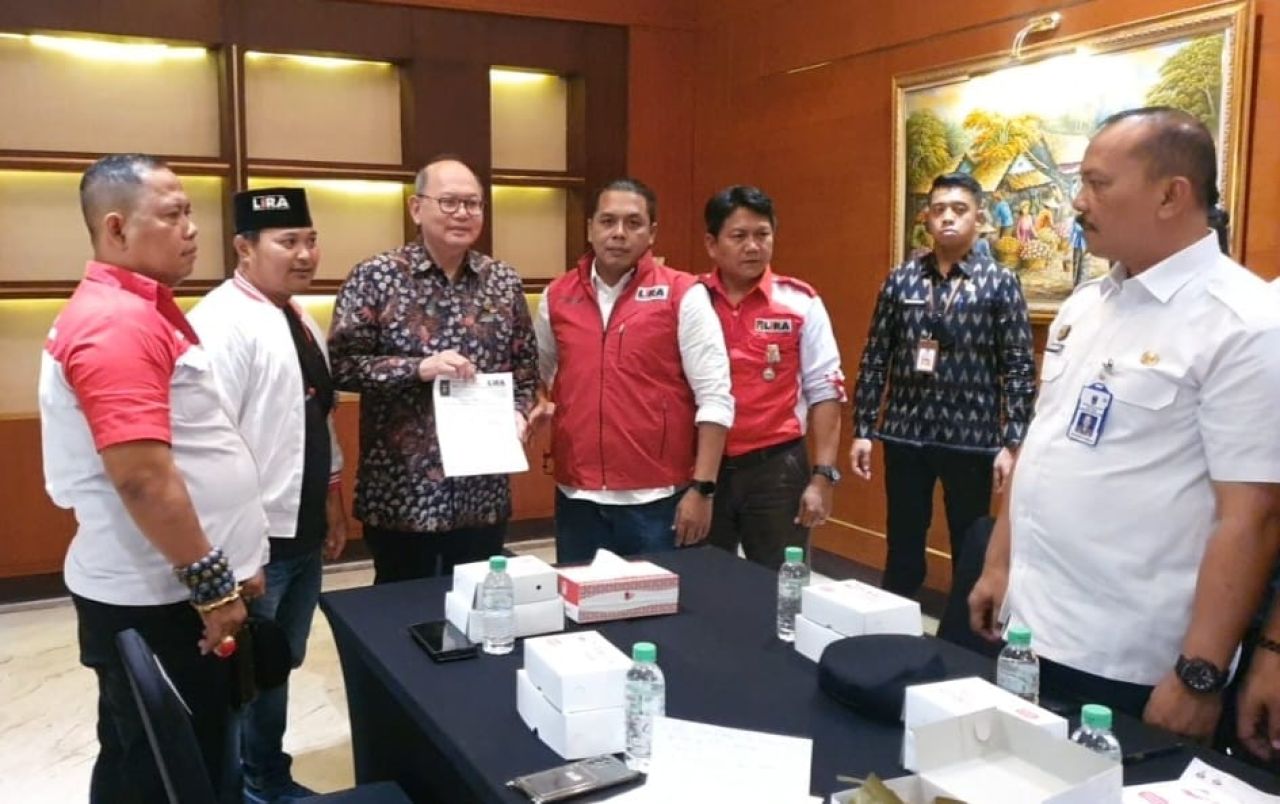 Pengurus LSM LIRA Jatim audiensi dengan Pj Gubernur Jatim