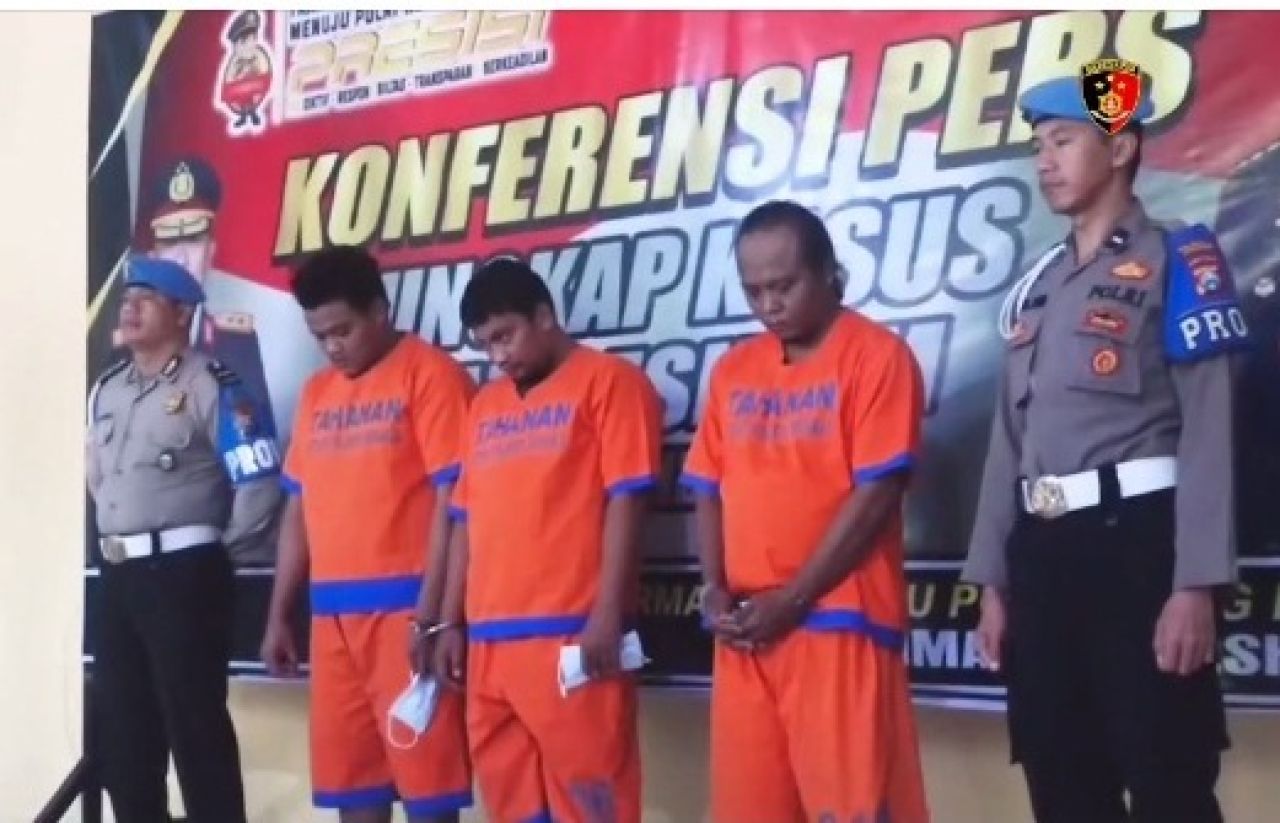3 pelaku penganiaya remaja di Desa Sentul