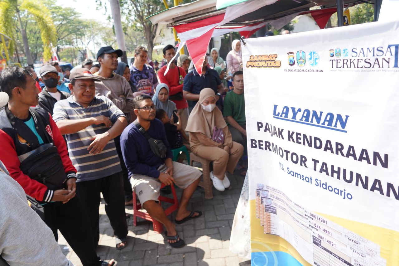 Program Pemutihan Pajak oleh Samsat Sidoarjo Kota bersama dengan Bapenda dan Primkopal Juanda