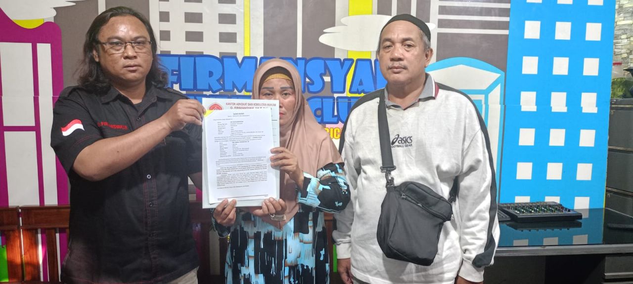 Eny Budi membuat pengaduan ke kantor hukum D.Firmansyah