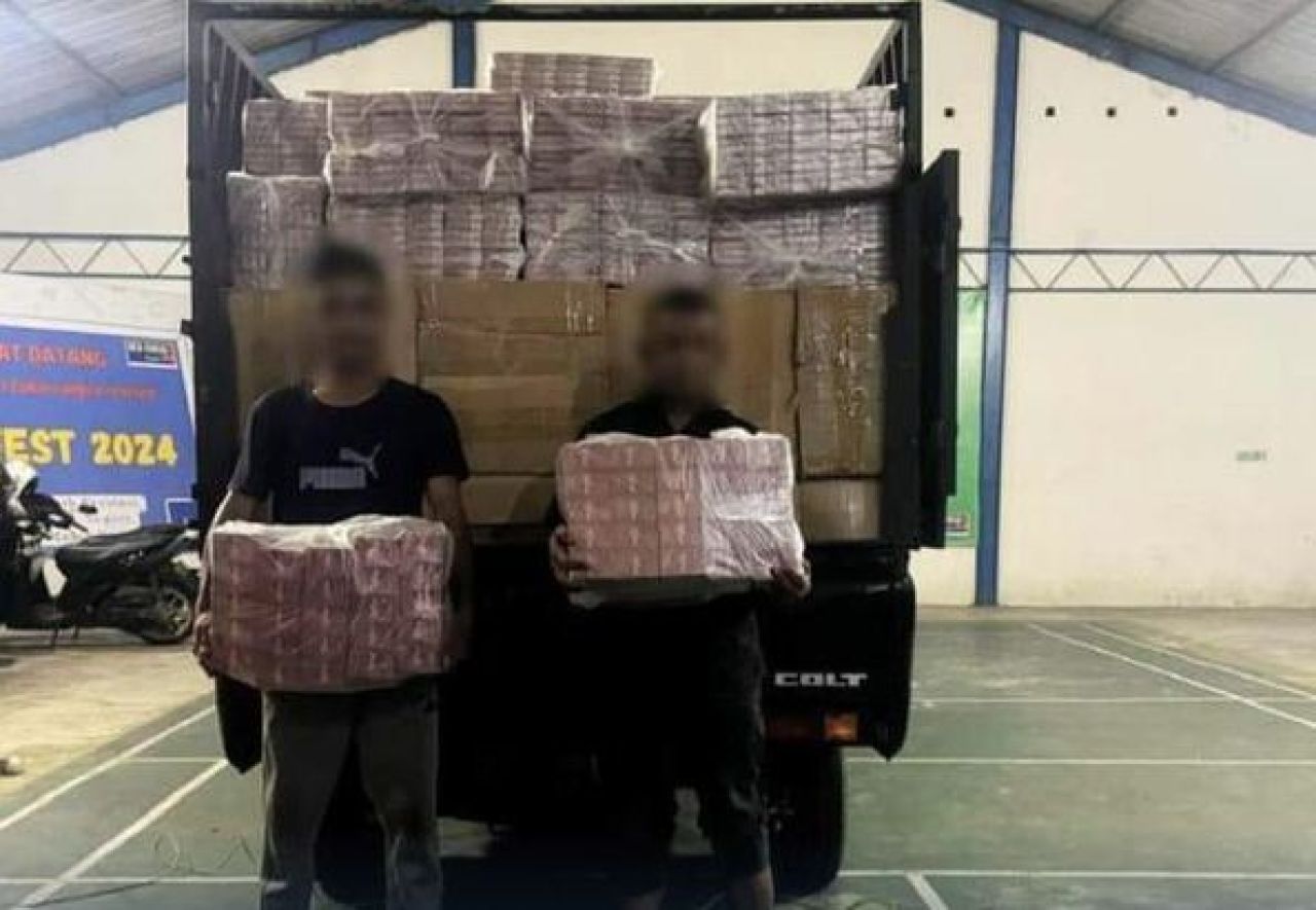 Pengangkutan rokok tanpa dilekati pita cukai