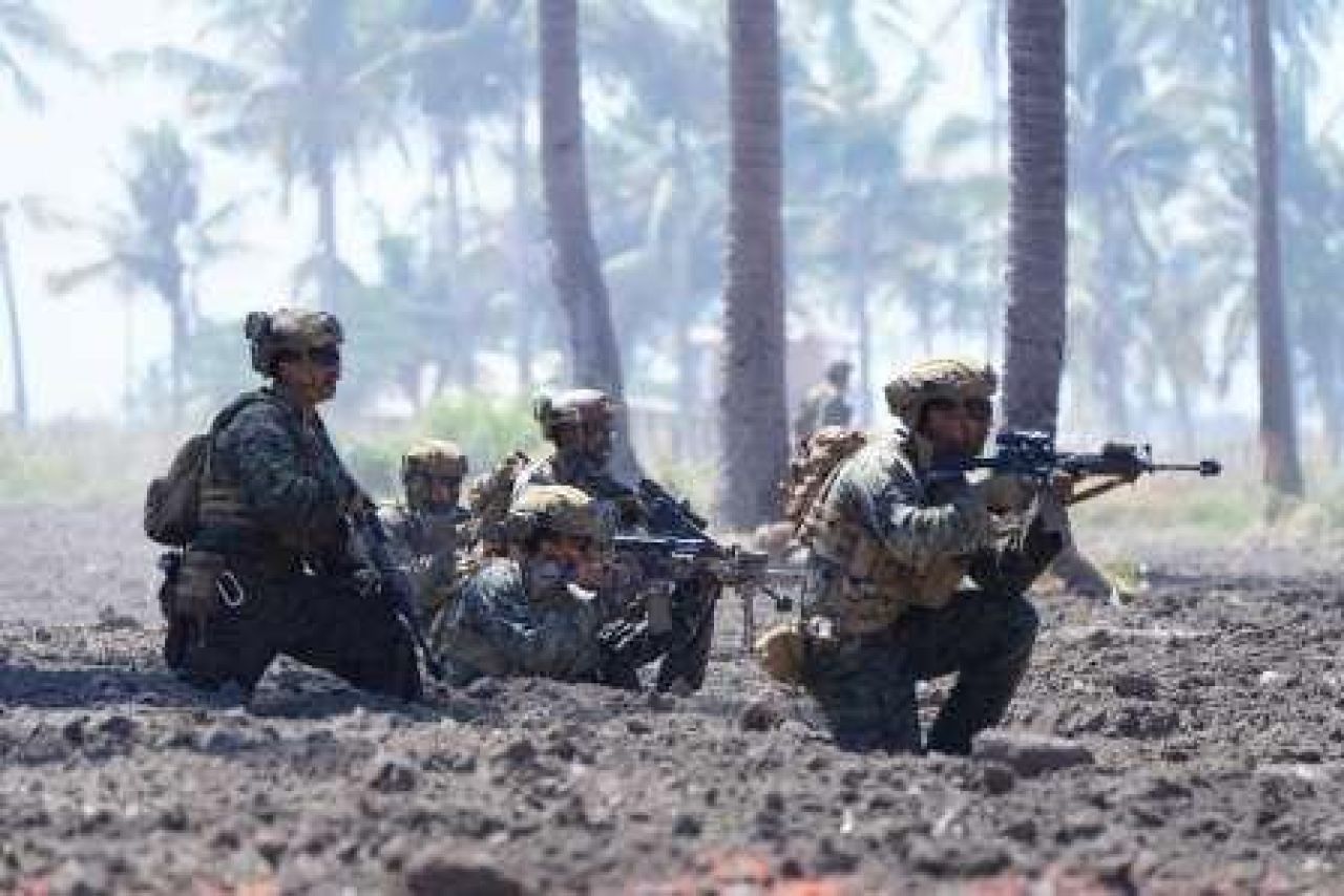 Pendaratan pasukan gabungan multinasional di pantai Banongan