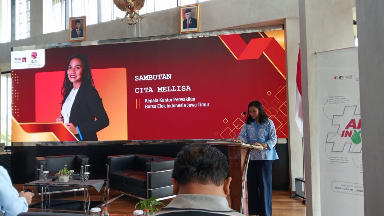 Cita Mellisa membuka kegiatan seminar