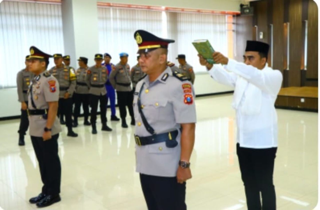 Sertijab Kapolsek Manyar dan Kasat Intelkam