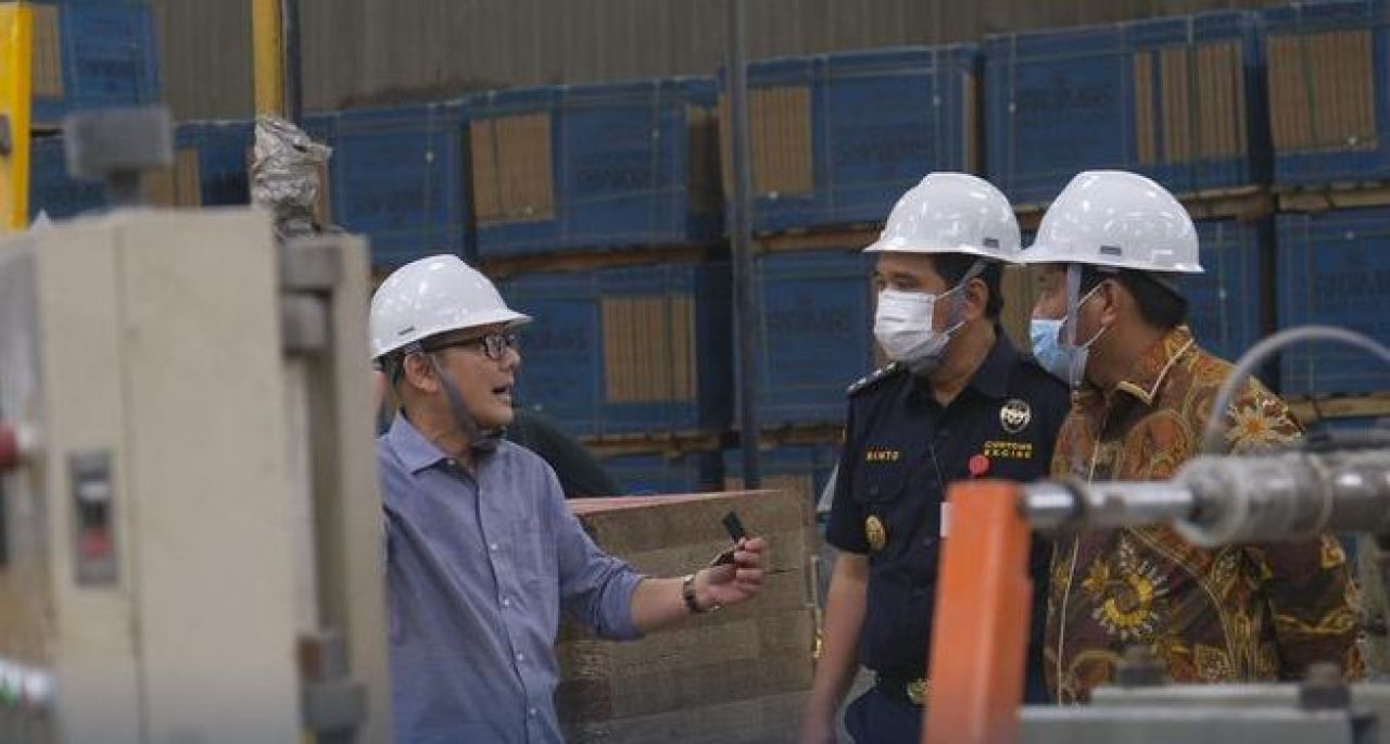 Customs Visit Customers Bea Cukai