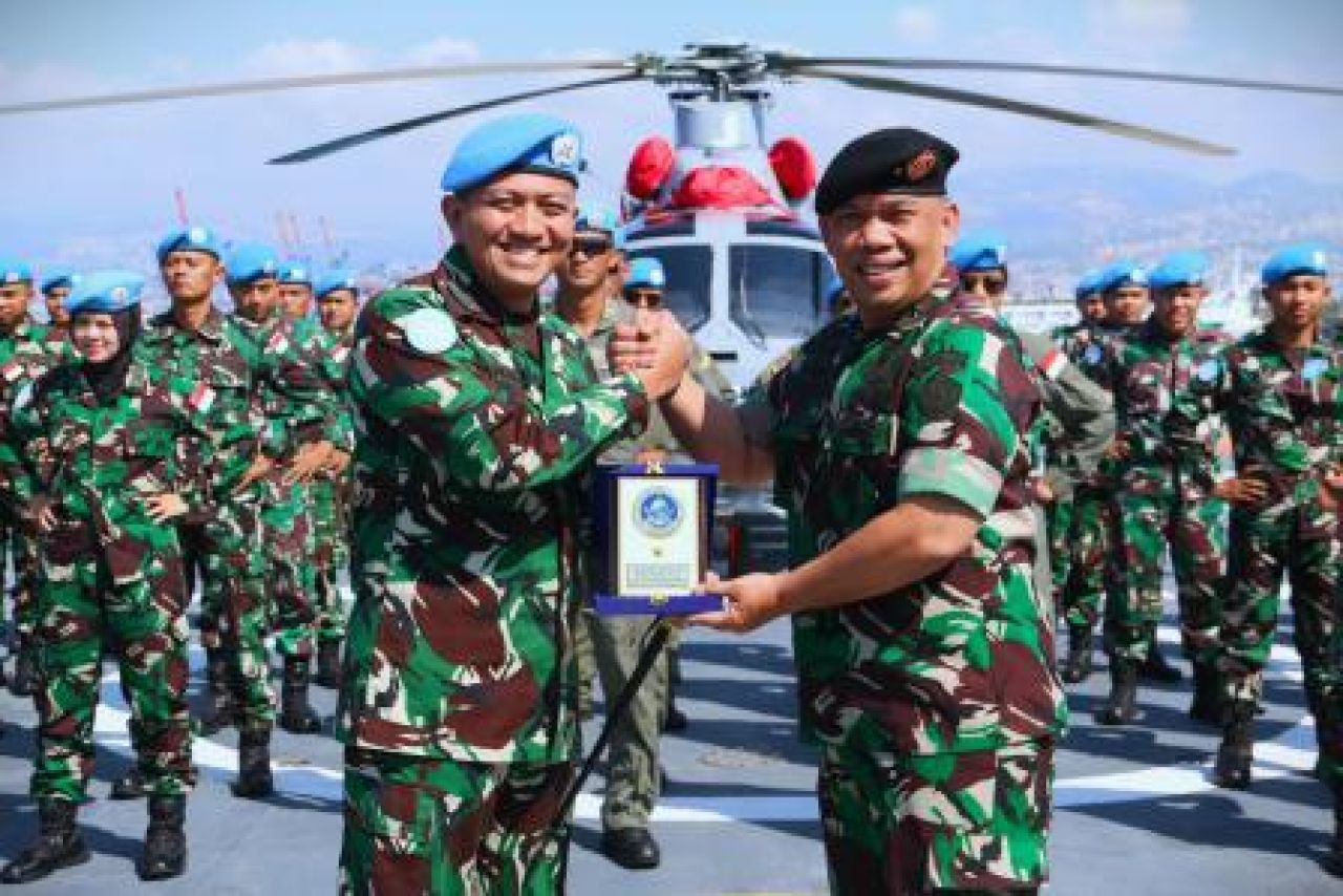 Kunjungan kerja Tim Pusat Informasi Maritim TNI