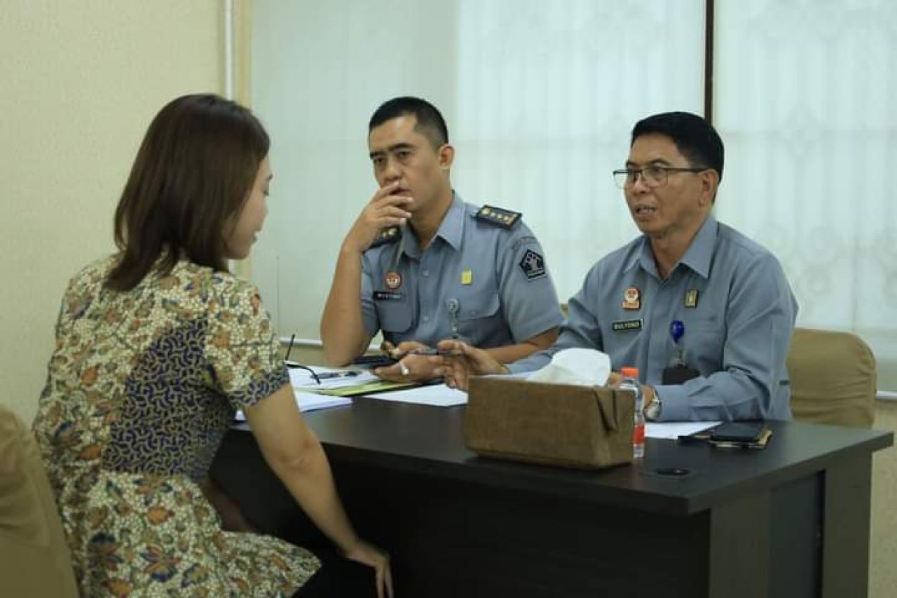 Pemeriksaan terhadap pemohon kewarganegaraan RI