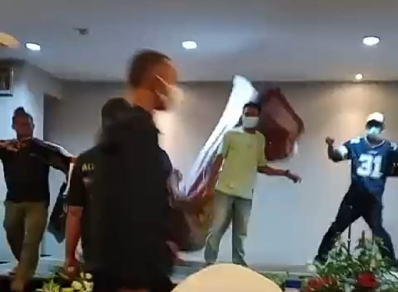Pelaku pembubaran paksa diskusi di salah satu hotel di Kemang, Jakarta
