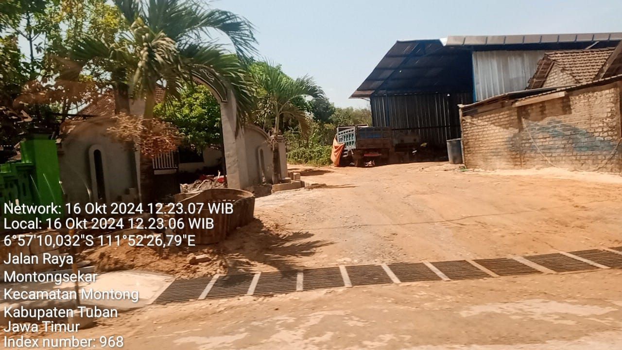 Tambang kuarsa di Dusun Lomanis, Desa Montong Sekar, Kecamatan Montong, Kabupaten Tuban