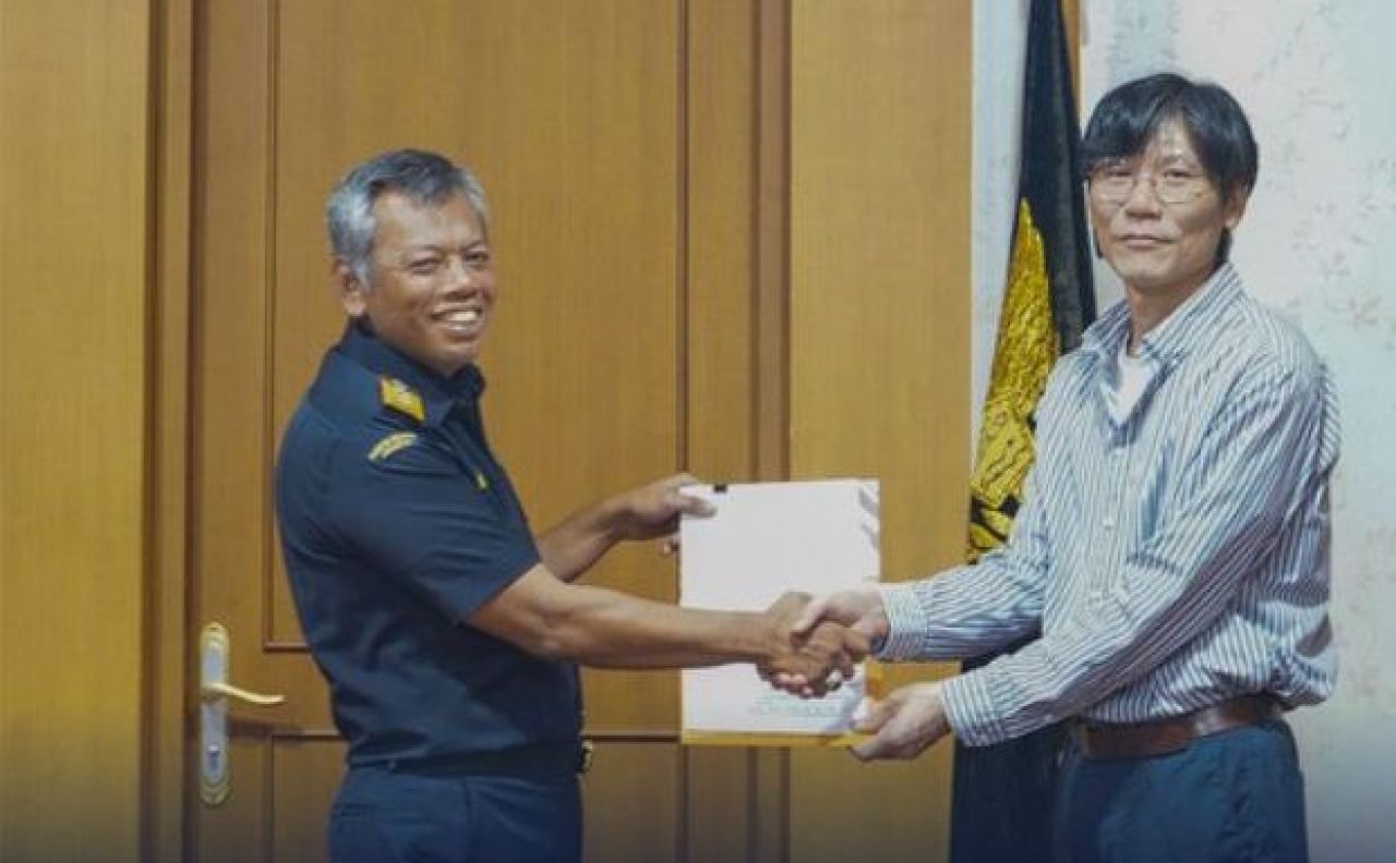 Manajemen PT Korea Hightech Indonesia menerima Izin fasilitas Kawasan Berikat
