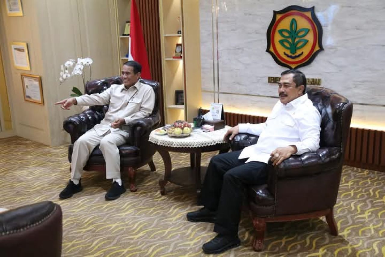 Menteri Pertanian dan Menteri Imigrasi dan Pemasyarakatan