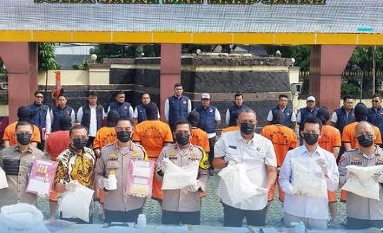 Konpers kasus terkait tindak pidana produksi dan peredaran obat keras ilegal