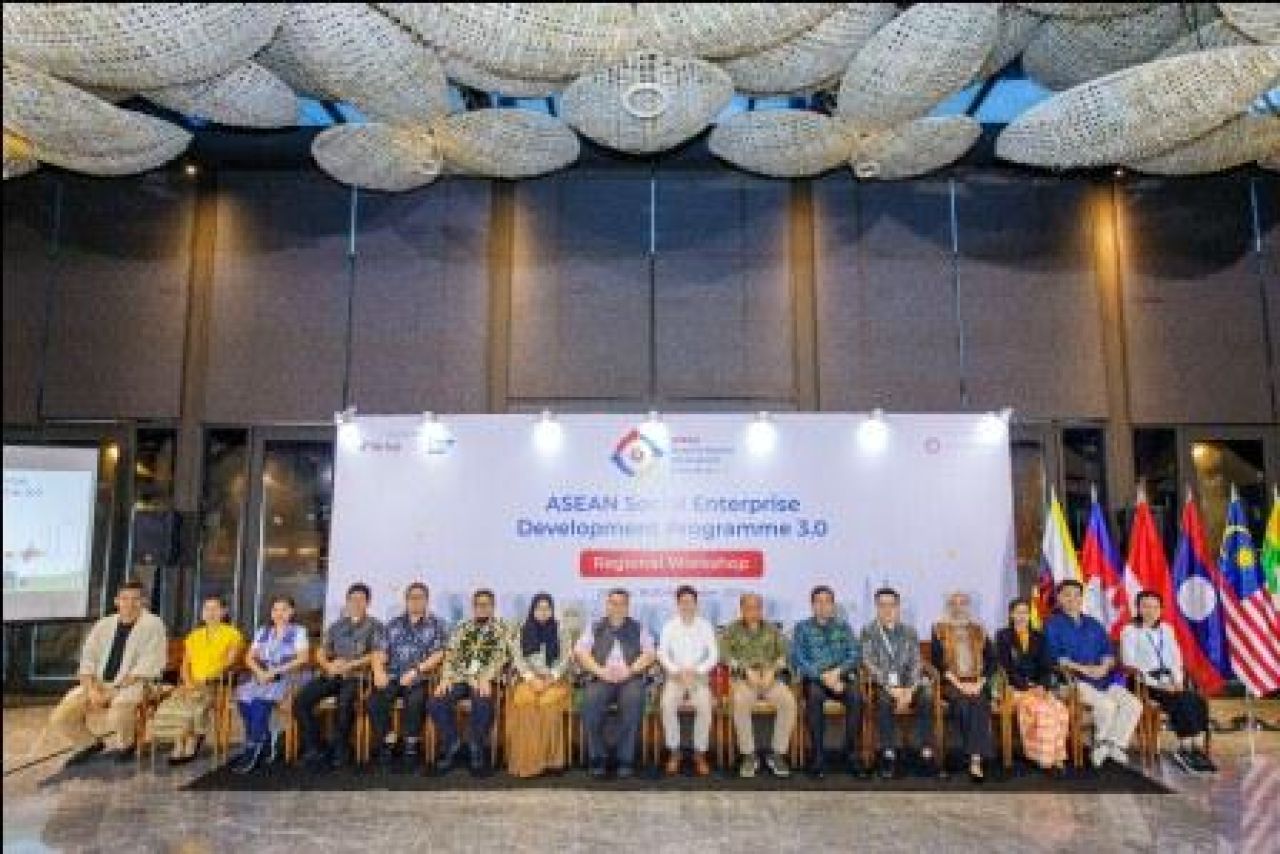 30 Social Enterprises at ASEAN SEDP 3.0 Regional Workshop, took photo together in Day 2