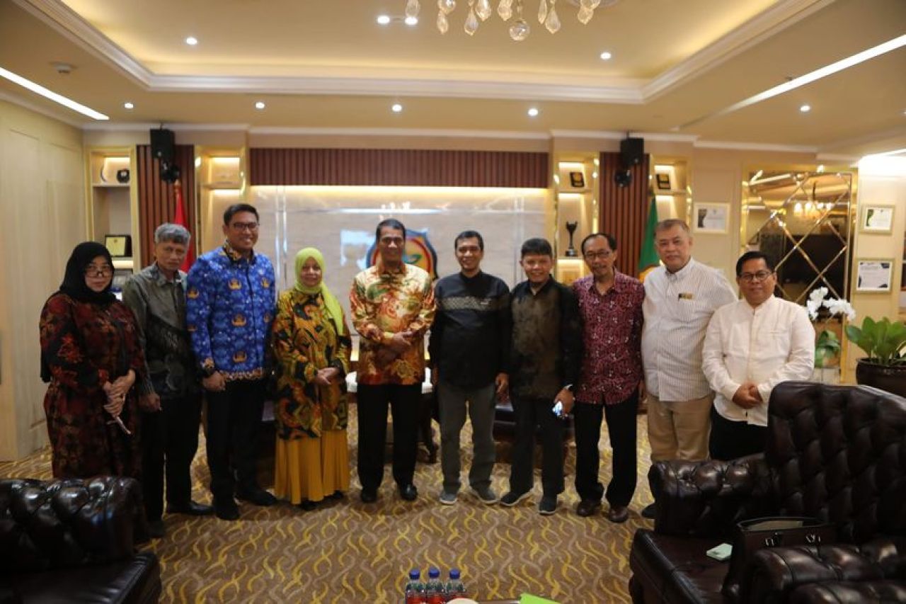 Menteri Pertanian bersama pengurus ICMI