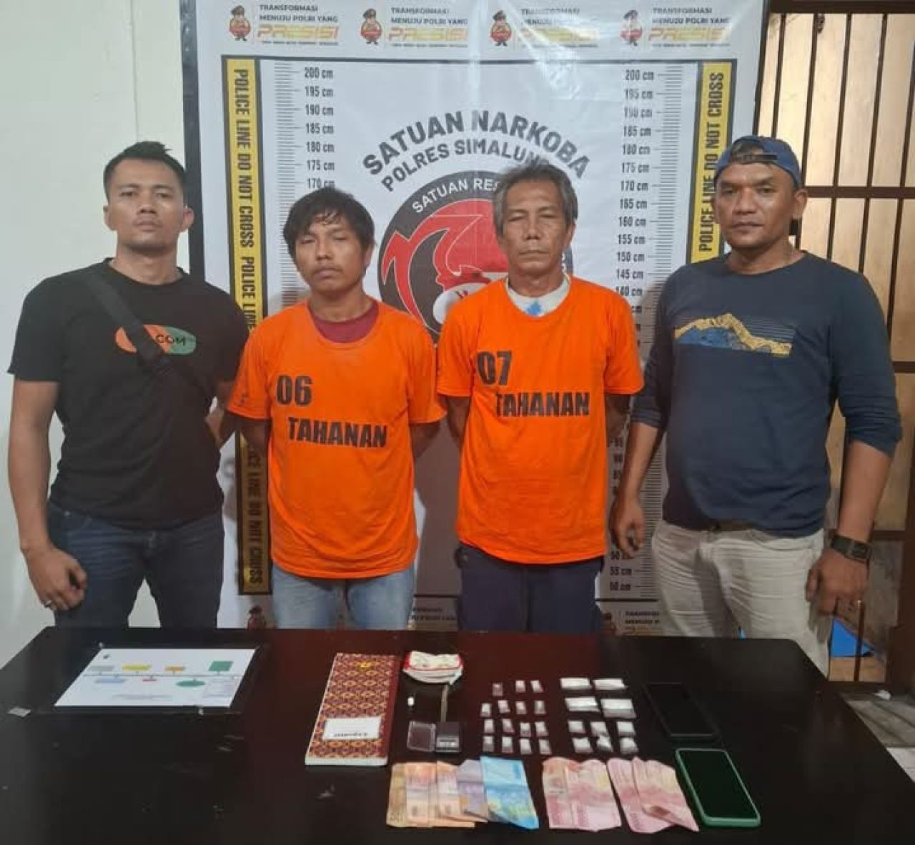 2 pengedar (tengah) sabu