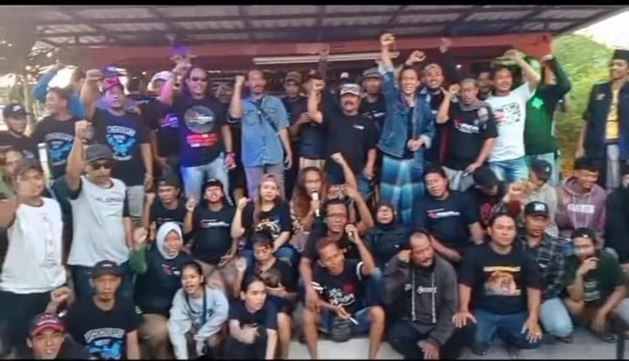 Relawan Aliansi Penyelamat Demokrasi dan GenPabumi