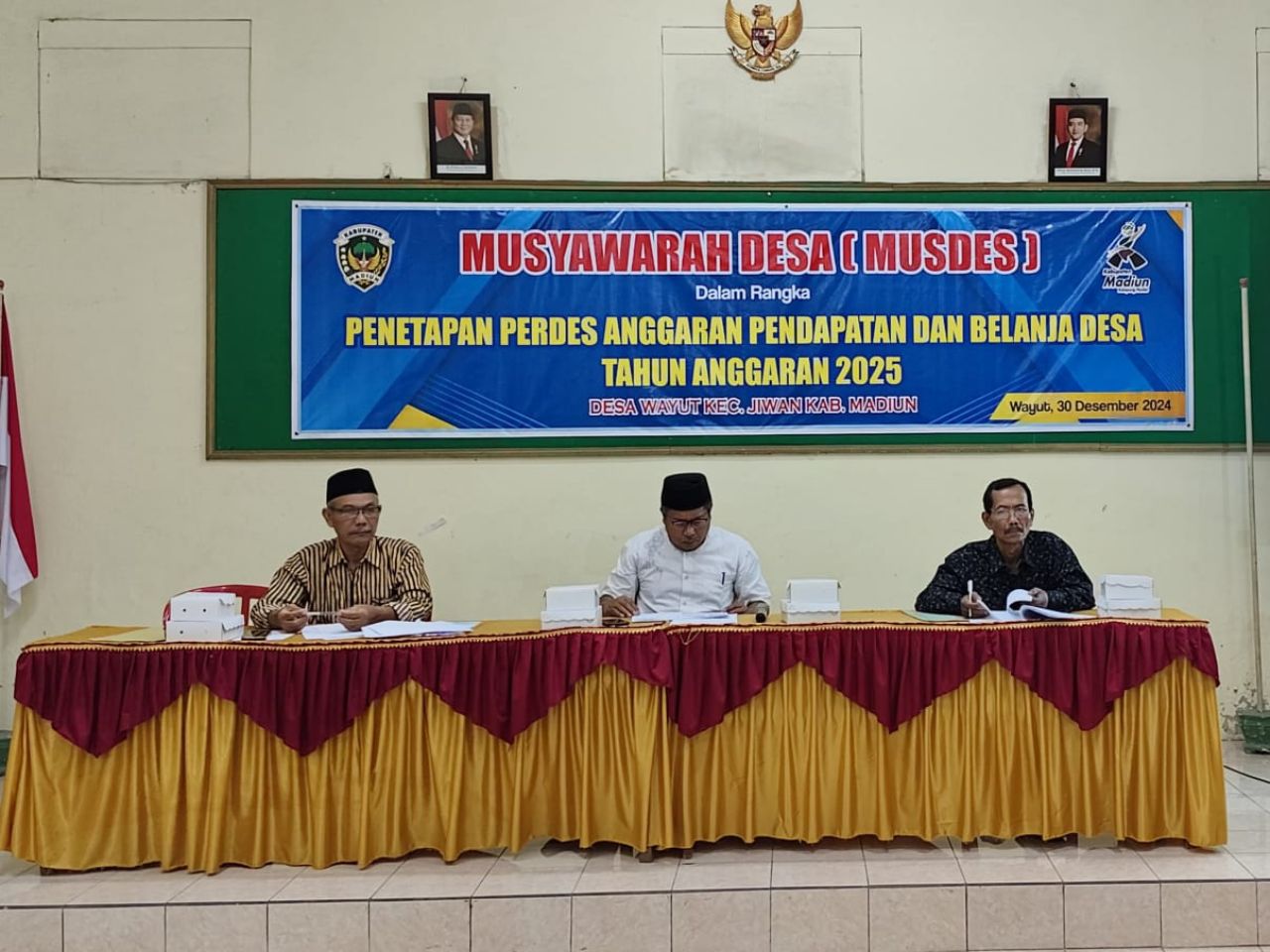 Musyawarah Desa Wayut terkait Perdes