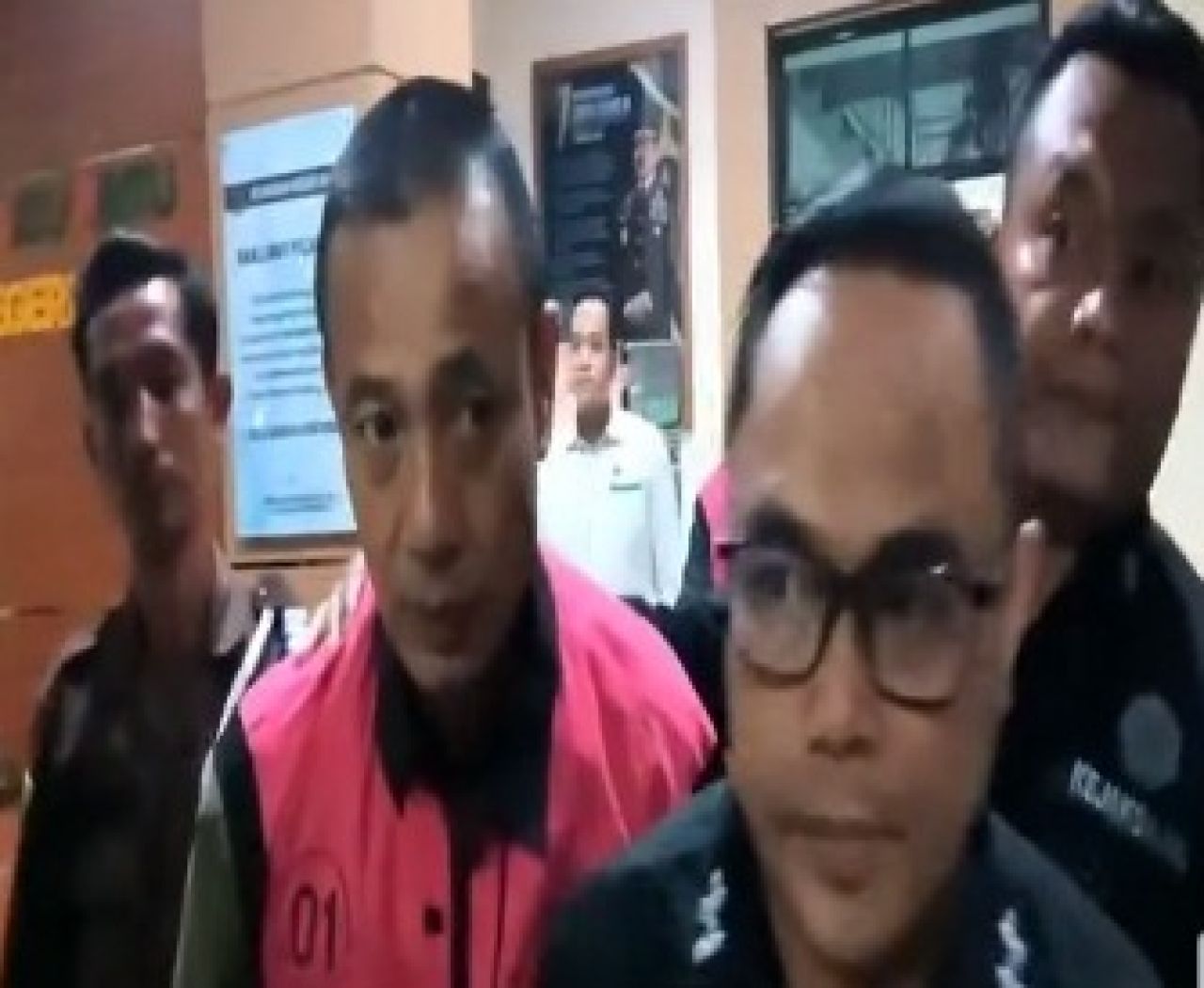Kamrin (Kepala Pasar Lapulu) dan Tasrif (Kepala Pasar Baruga)