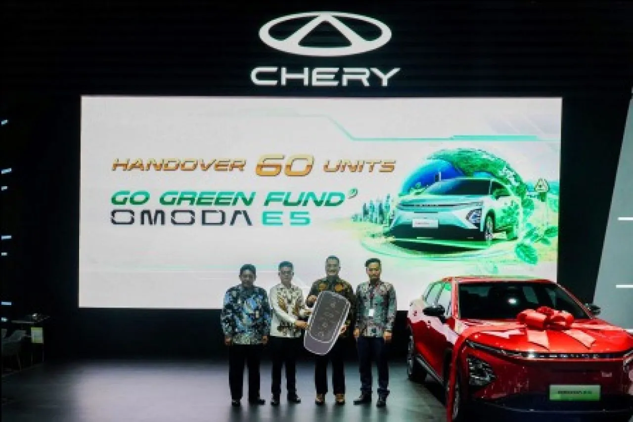 Chery Serahkan 60 Unit OMODA E5 kepada Bank BSI