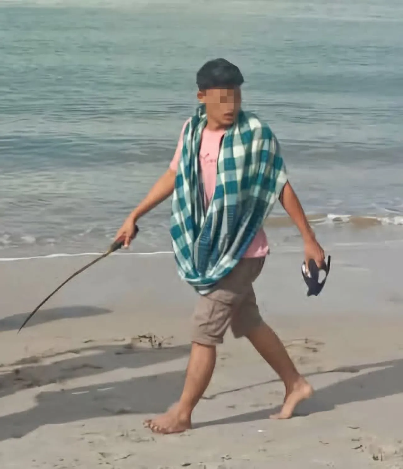 Polsek Pandan Tangkap Anggota Geng Tawuran Pakai Senjata Tajam di Pantai Pandan