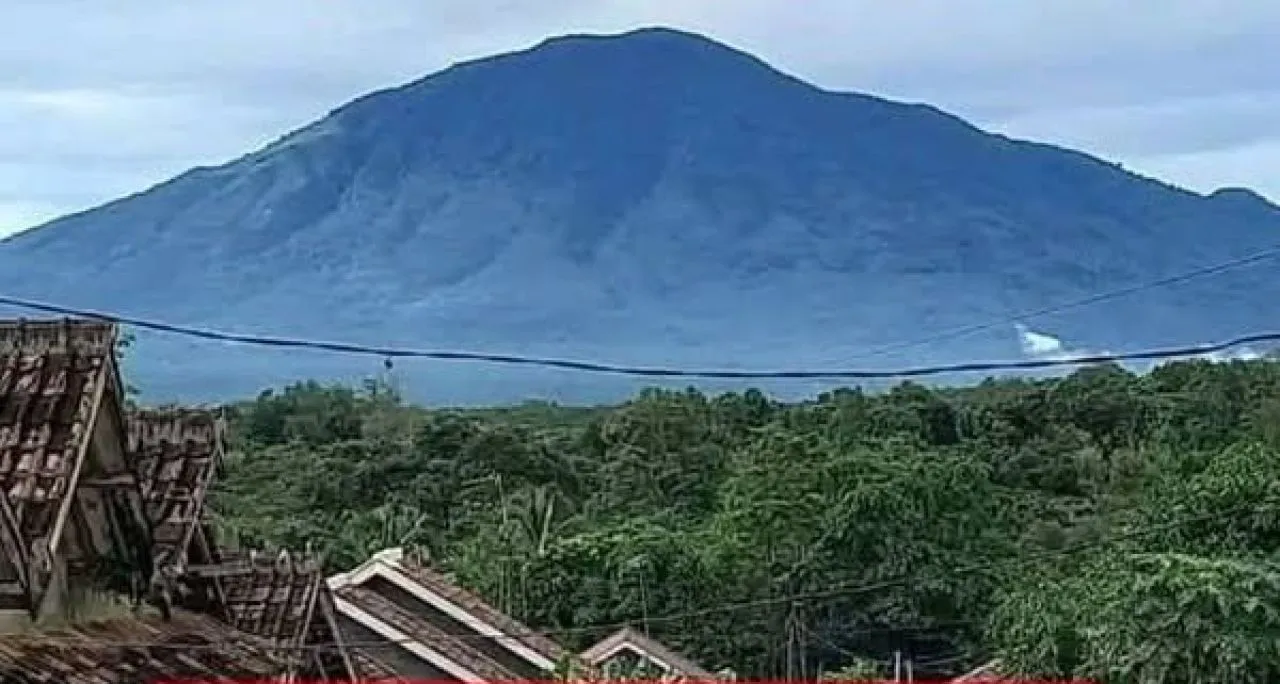 Sejarah Gunung Karang